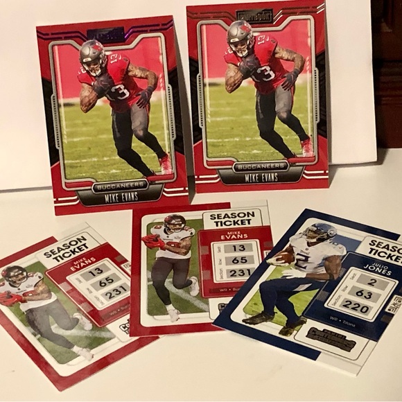 2021 Panini Tom Brady & Buccaneers Card Lot, 11 Cards, Illusion & Contenders - Picture 15 of 16